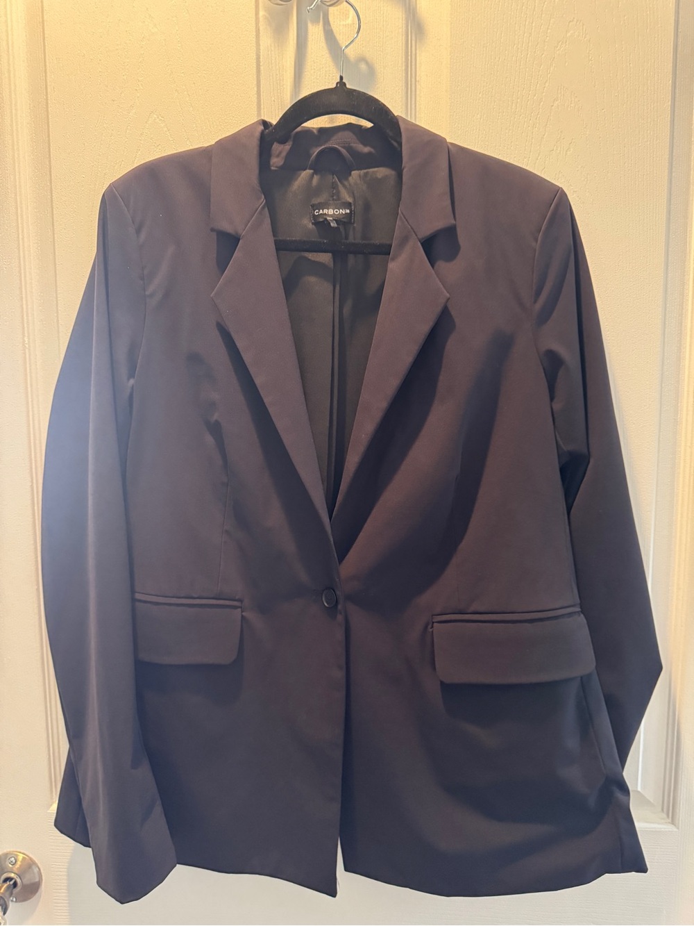 Carbon38 Black Single-Button Notch Lapel Blazer